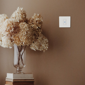 Lightwave 1 Gang Smart Dimmer - White